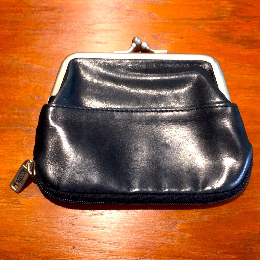 Dilana black leather change purse